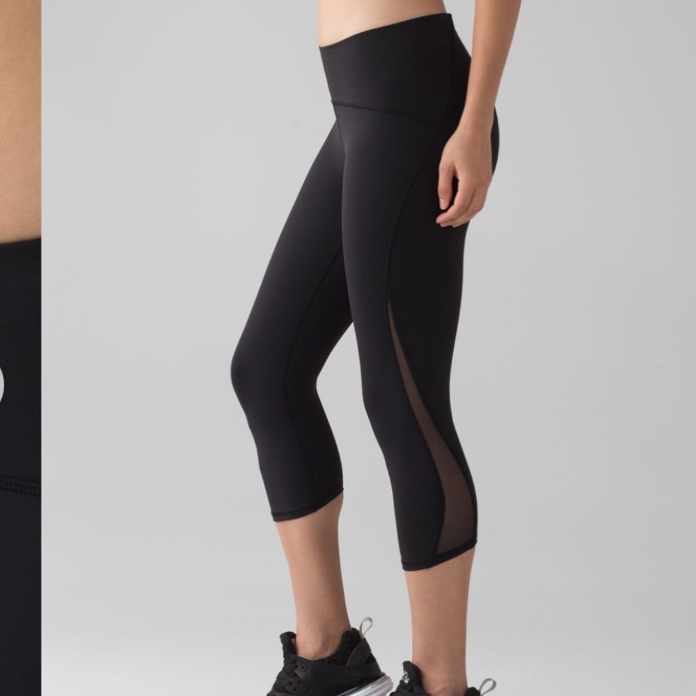 Lululemon Train Times Crop (17")